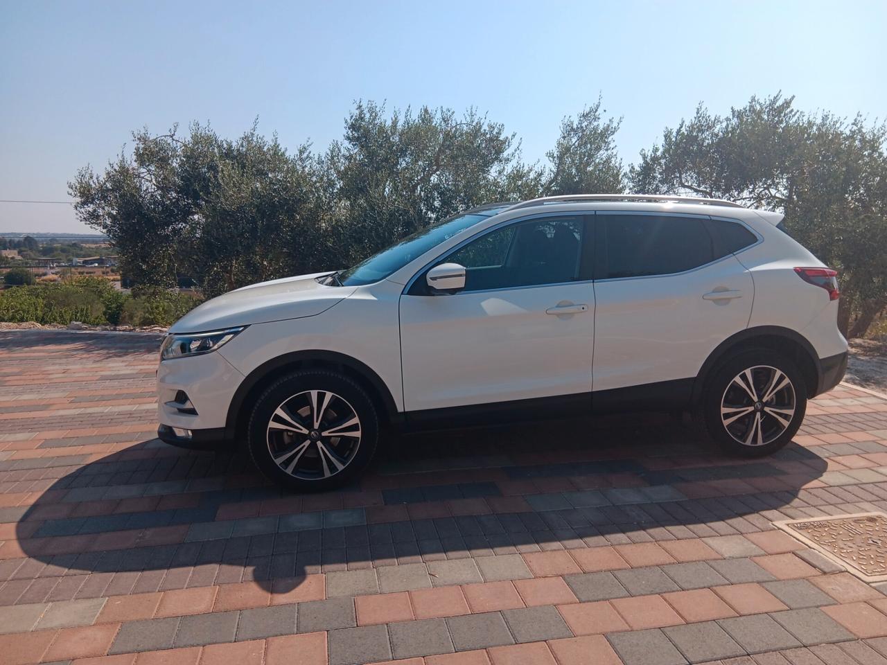 Nissan Qashqai 1.5 dCi N-Connecta