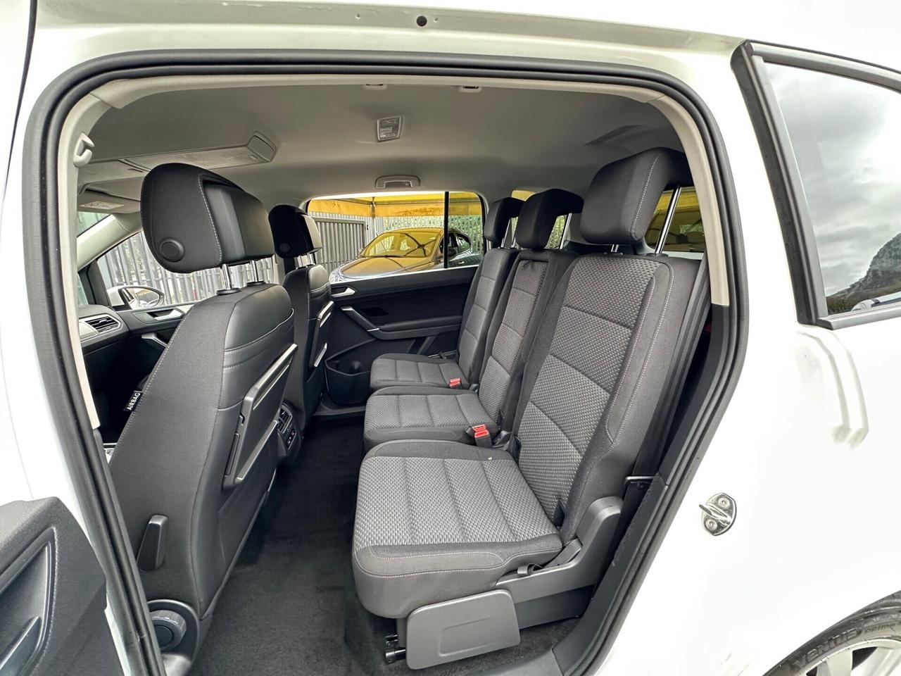 Volkswagen Touran 2.0 TDI 150 CV DSG Business