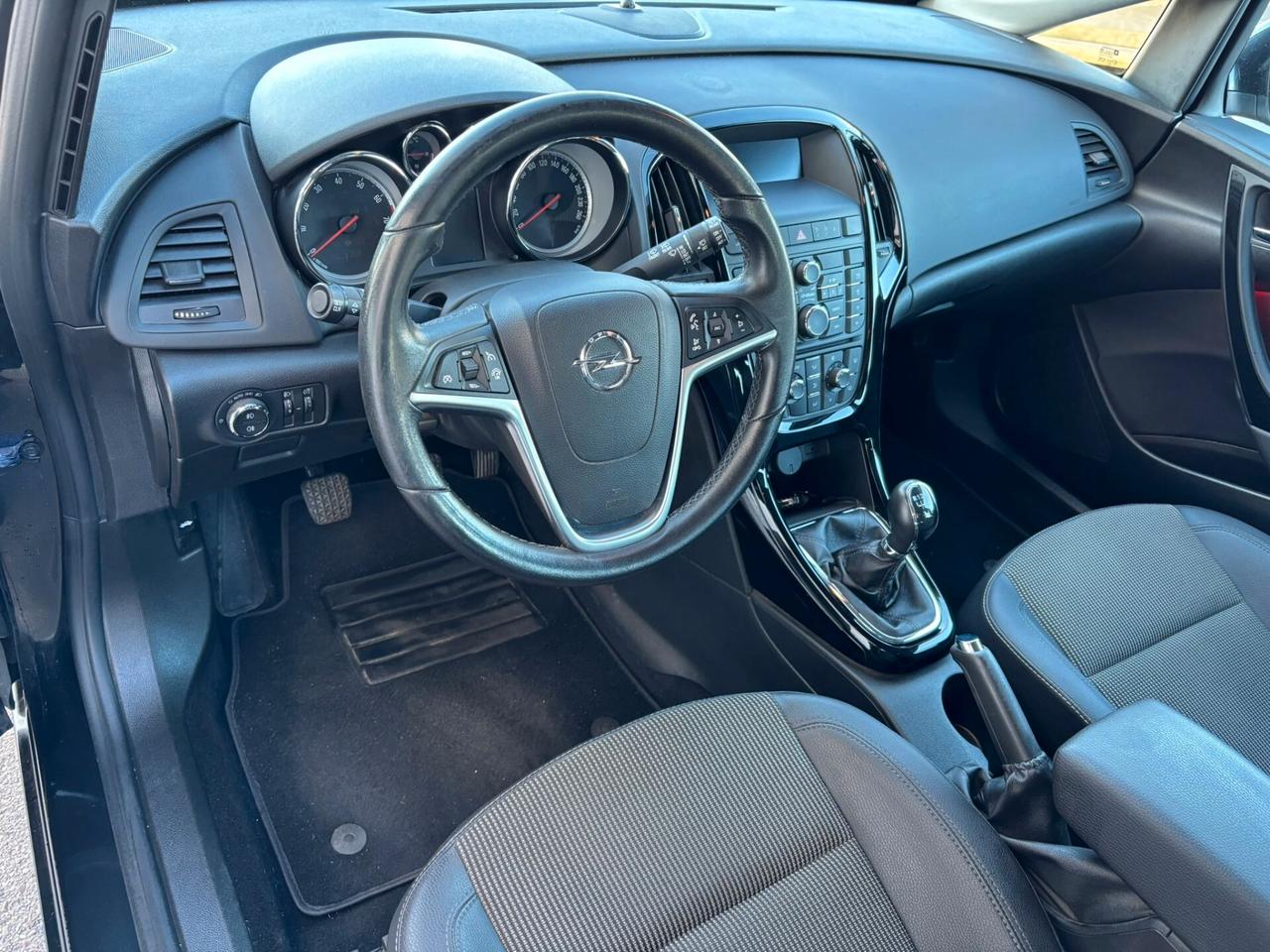 Opel Astra 1.4 Turbo 140CV Sports Tourer GPL Tech Cosmo