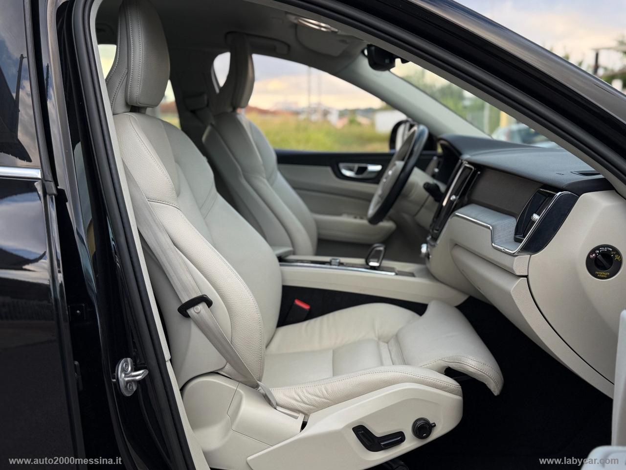 VOLVO XC60 B4 N1 AUTOCARRO 5 POSTI