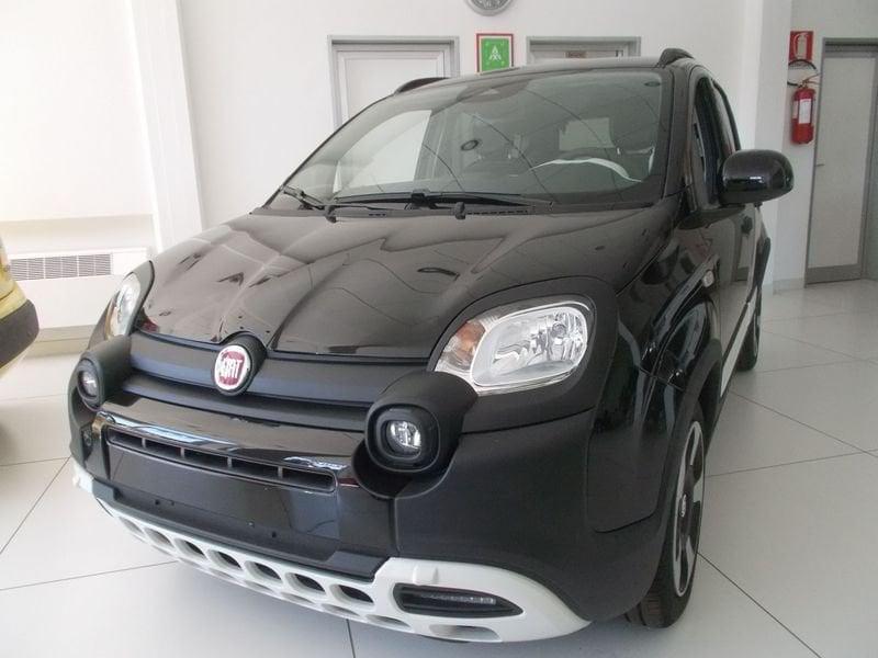 FIAT Panda Cross FIAT PANDINA CROSS 1000 HYBRID 338.7575187 MASSARI MARCO KM. ZERO