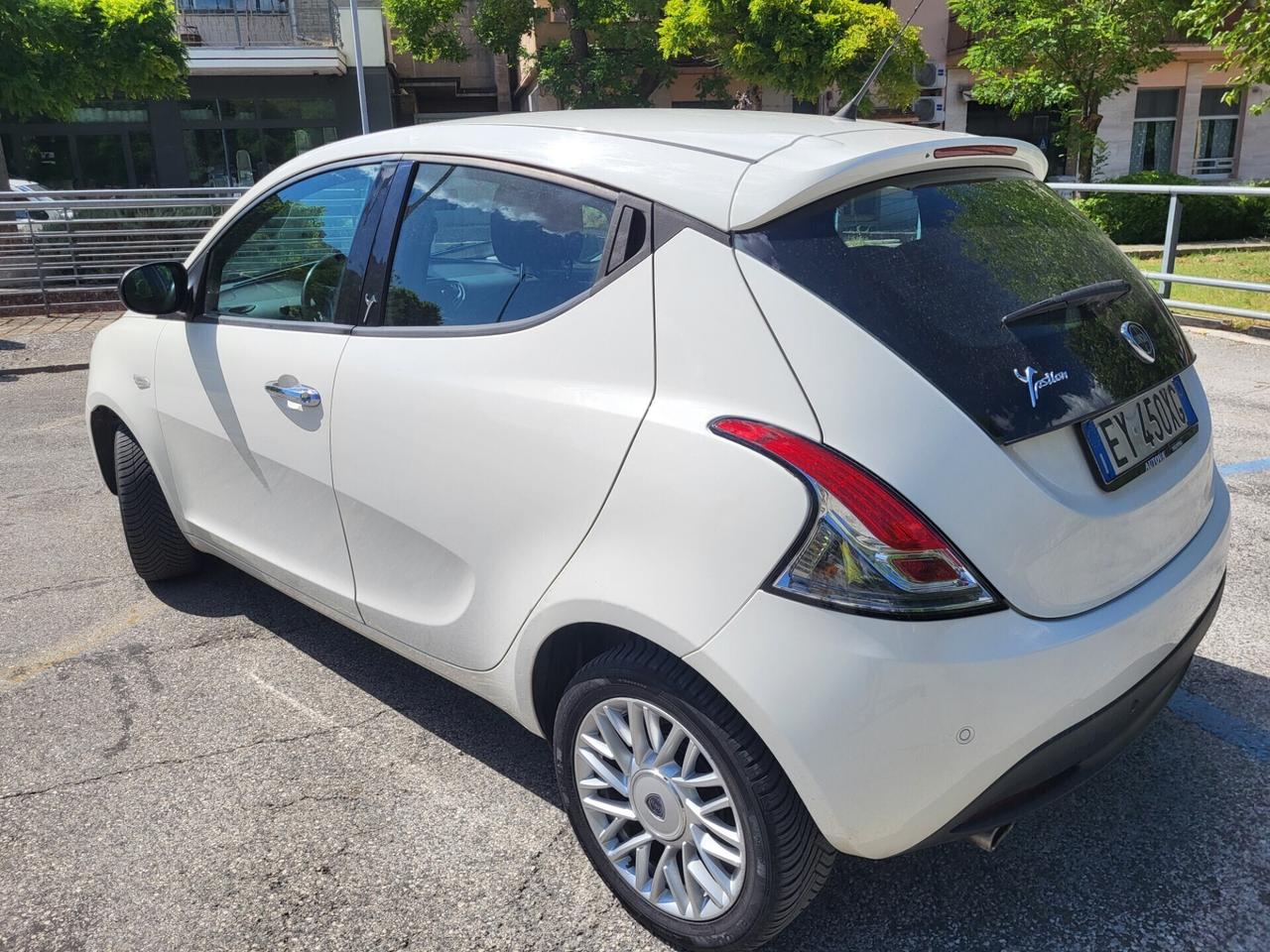 LANCIA Y 1,3 Mjet PLATINUM-UNICA PROPR-4 REVISIONI