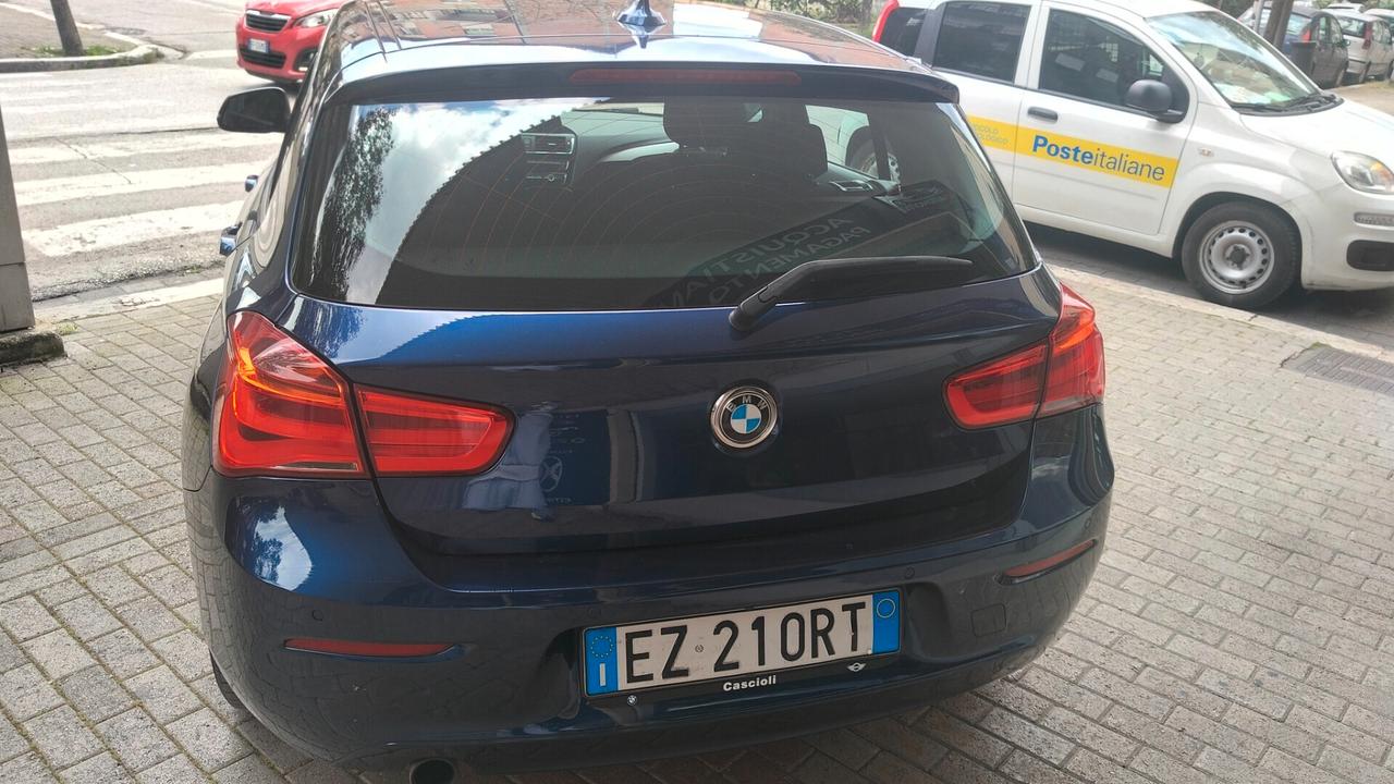 Bmw 116 116d 5p. Urban