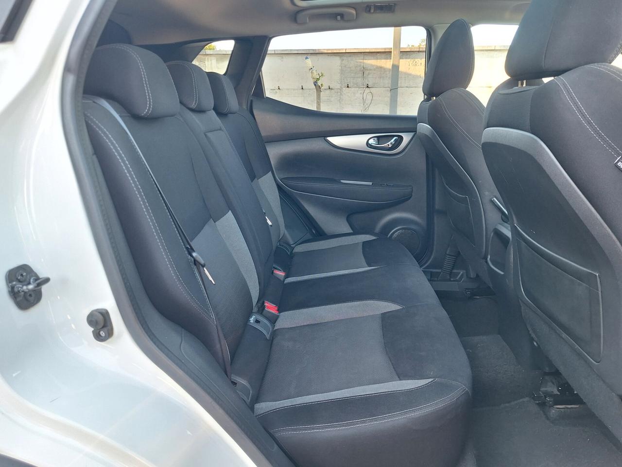 Nissan Qashqai 1.5 dCi N-Connecta TETTO PANORAM. 2018