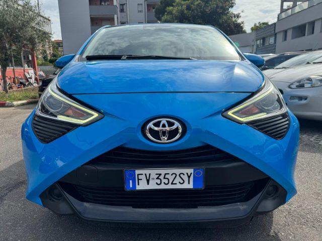 TOYOTA Aygo 1.0 VVT-i 72 CV 5 porte x-cool MMT