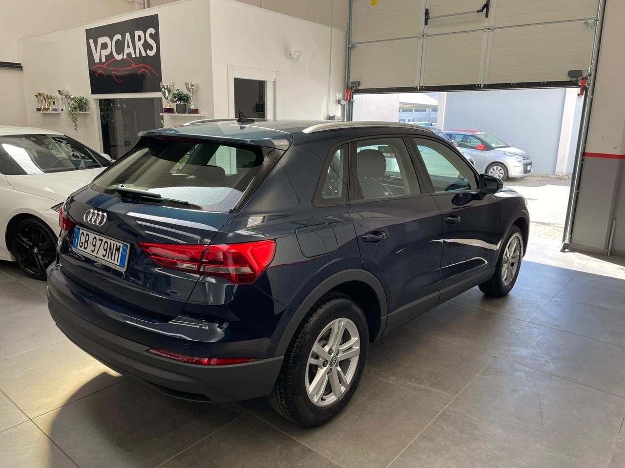 Audi Q3 35 TDI S tronic Business