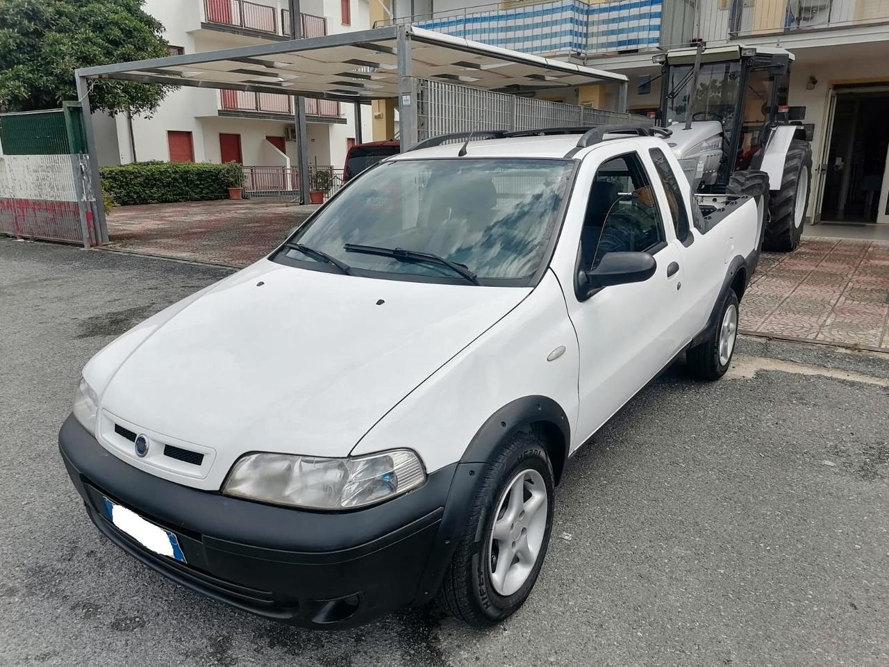 Fiat Strada 1.9 JTD – 2004