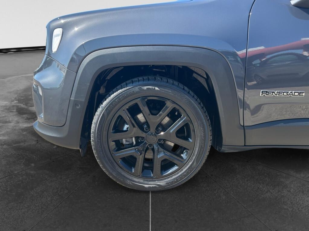 Jeep Renegade 1.5 Turbo T4 MHEV Summit