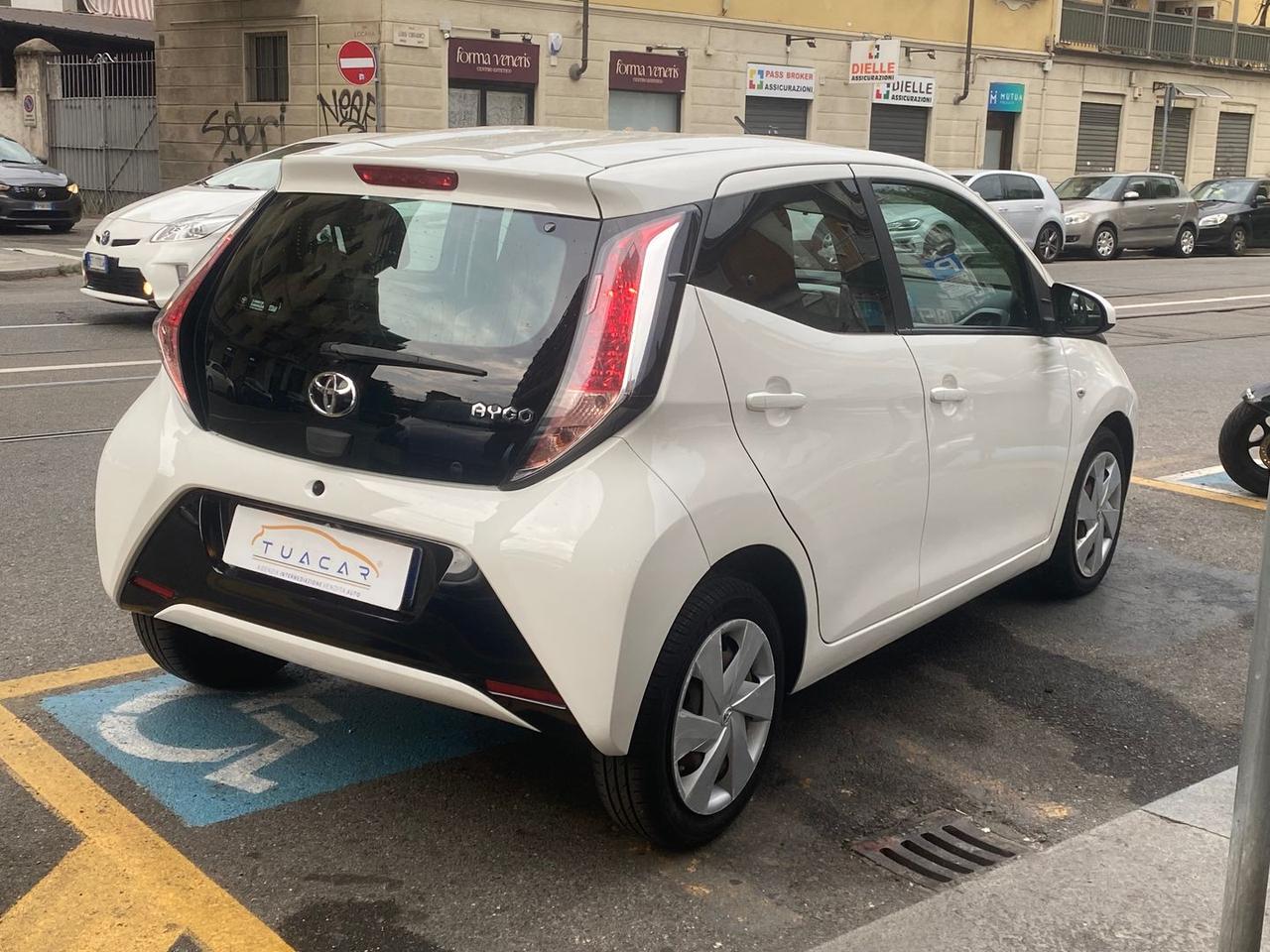 Toyota Aygo X-Play #11983