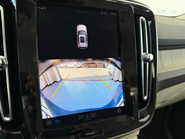 VOLVO XC40 B3 automatico Plus *PARI AL NUOVO*