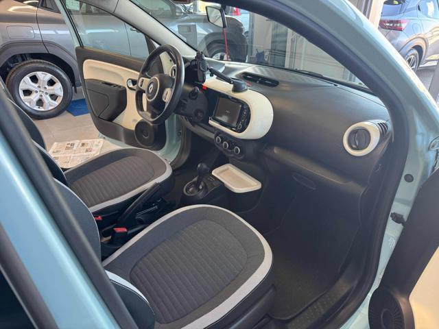 RENAULT Twingo SCe EDC Lovely