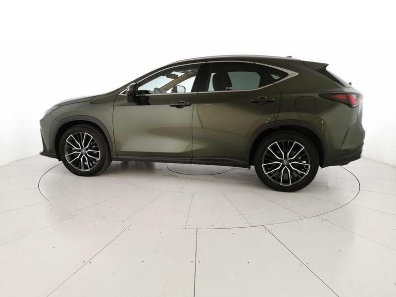 Lexus NX II 2022 450h+ 2.5 phev Luxury 4wd e-cvt