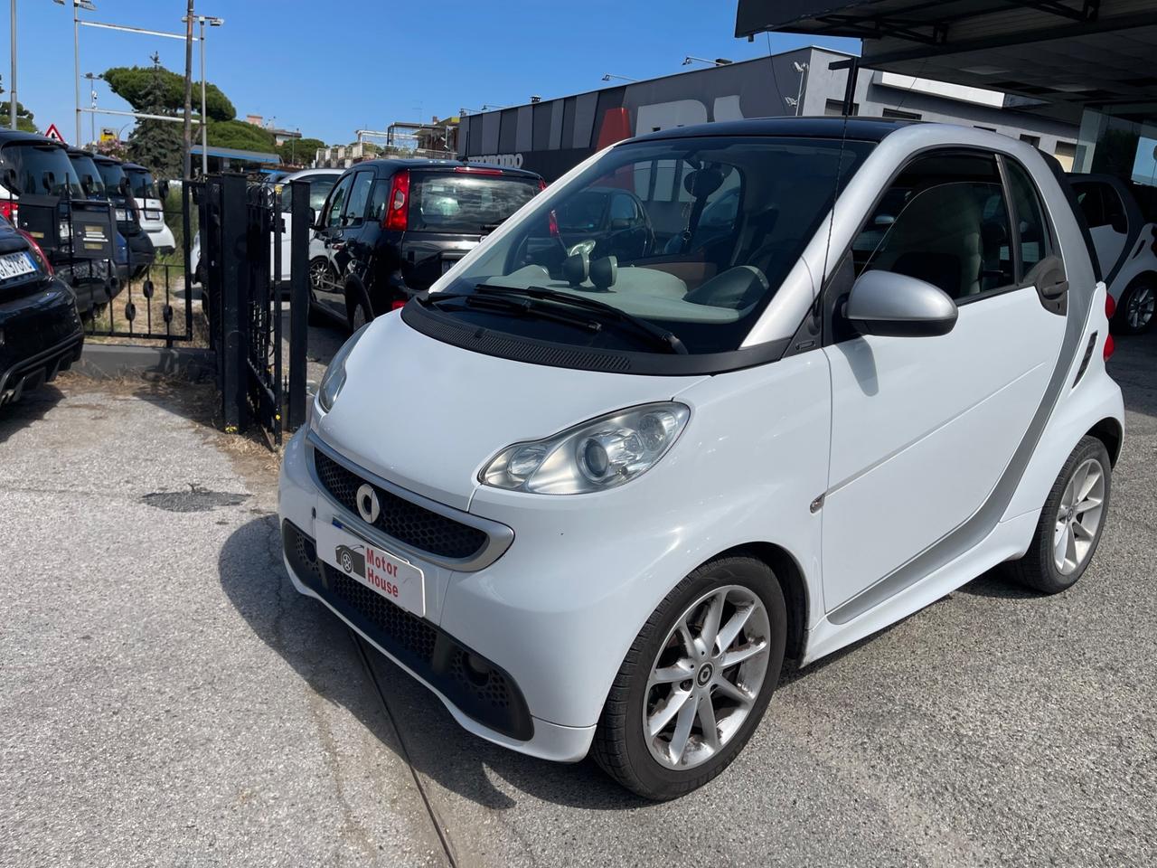 Smart ForTwo 1000 52 kW MHD coupé passion