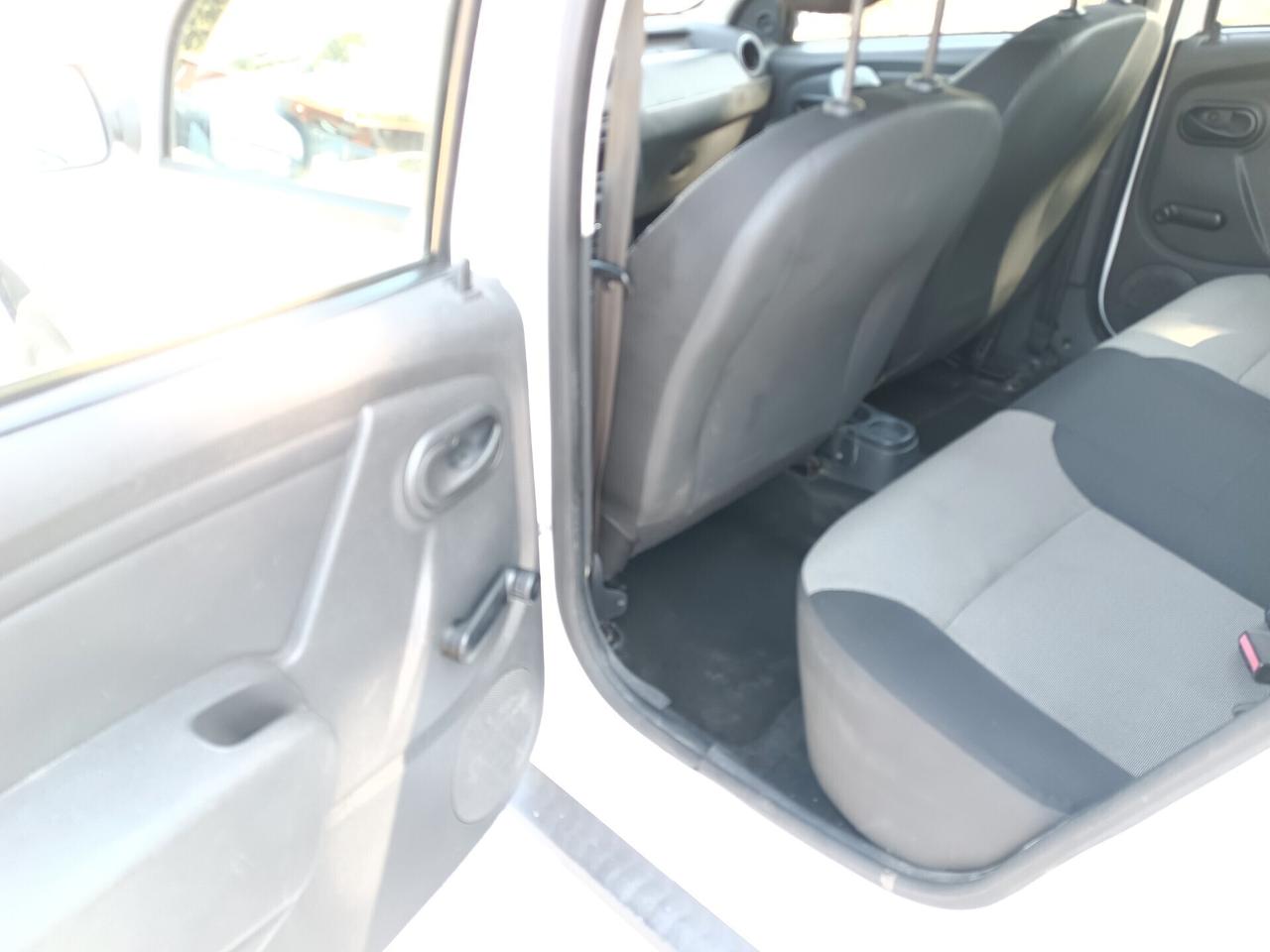 Dacia Duster 1.6 110CV 4x2 GPL Ambiance MOTORE NUOVO