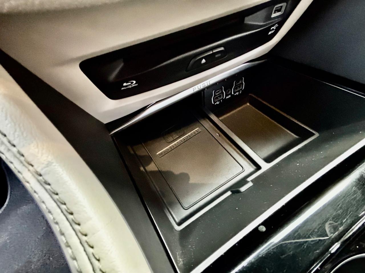 Chrysler Pacifica GPL TOURING S AUTOMATIC AT9 7 POSTI