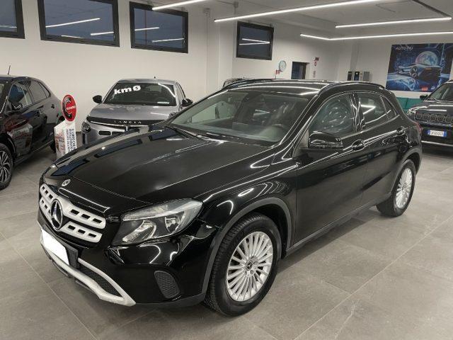MERCEDES-BENZ GLA 180 1.5 d 109 CV Business