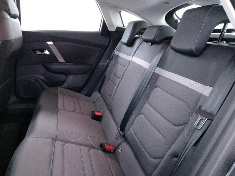 Citroën C4 1.2 puretech Plus s&s 130cv eat8