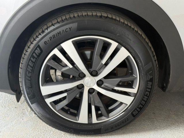 PEUGEOT 3008 PureTech Turbo 130 S&S Allure Pack