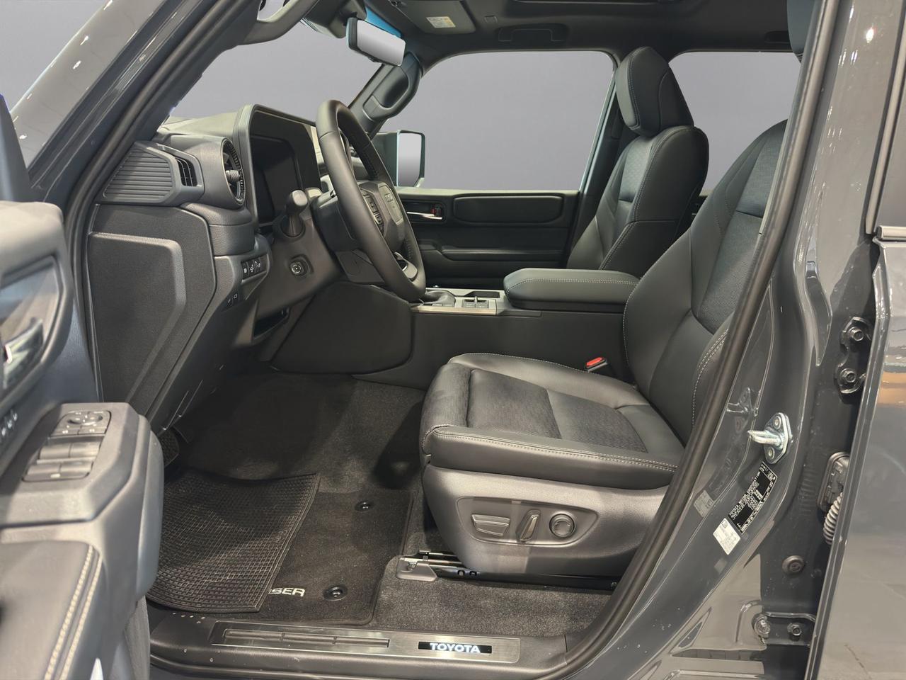 Toyota Land Cruiser 2.8 mhev Premium awd auto