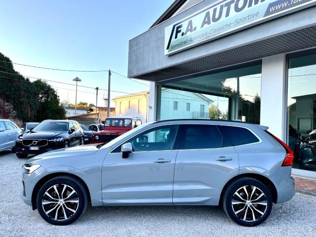 VOLVO XC60 B4 (d) automatico Core