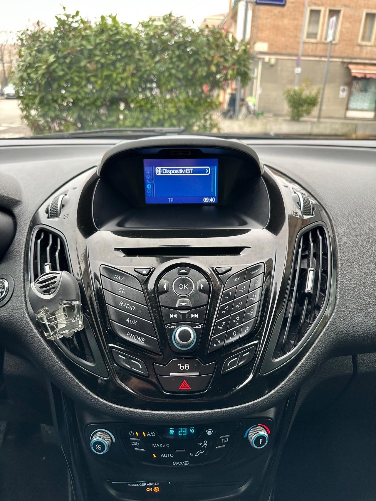 Ford B-Max 1.5 TDCi 75 CV Business Titanium