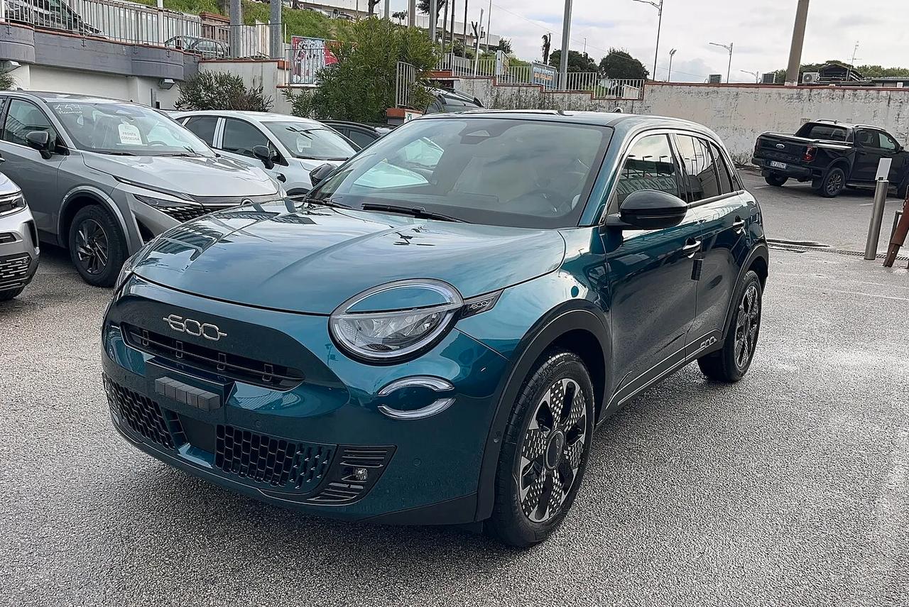 Fiat 600 Hybrid 110 CV DCT MHEV La Prima KM0