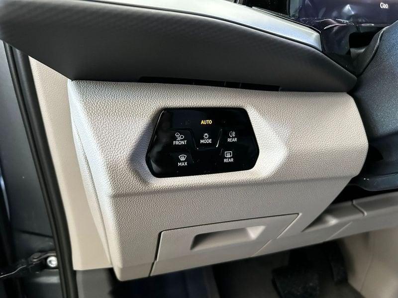 Volkswagen Multivan Multivan 1.5 PHEV DSG 4Motion Edition