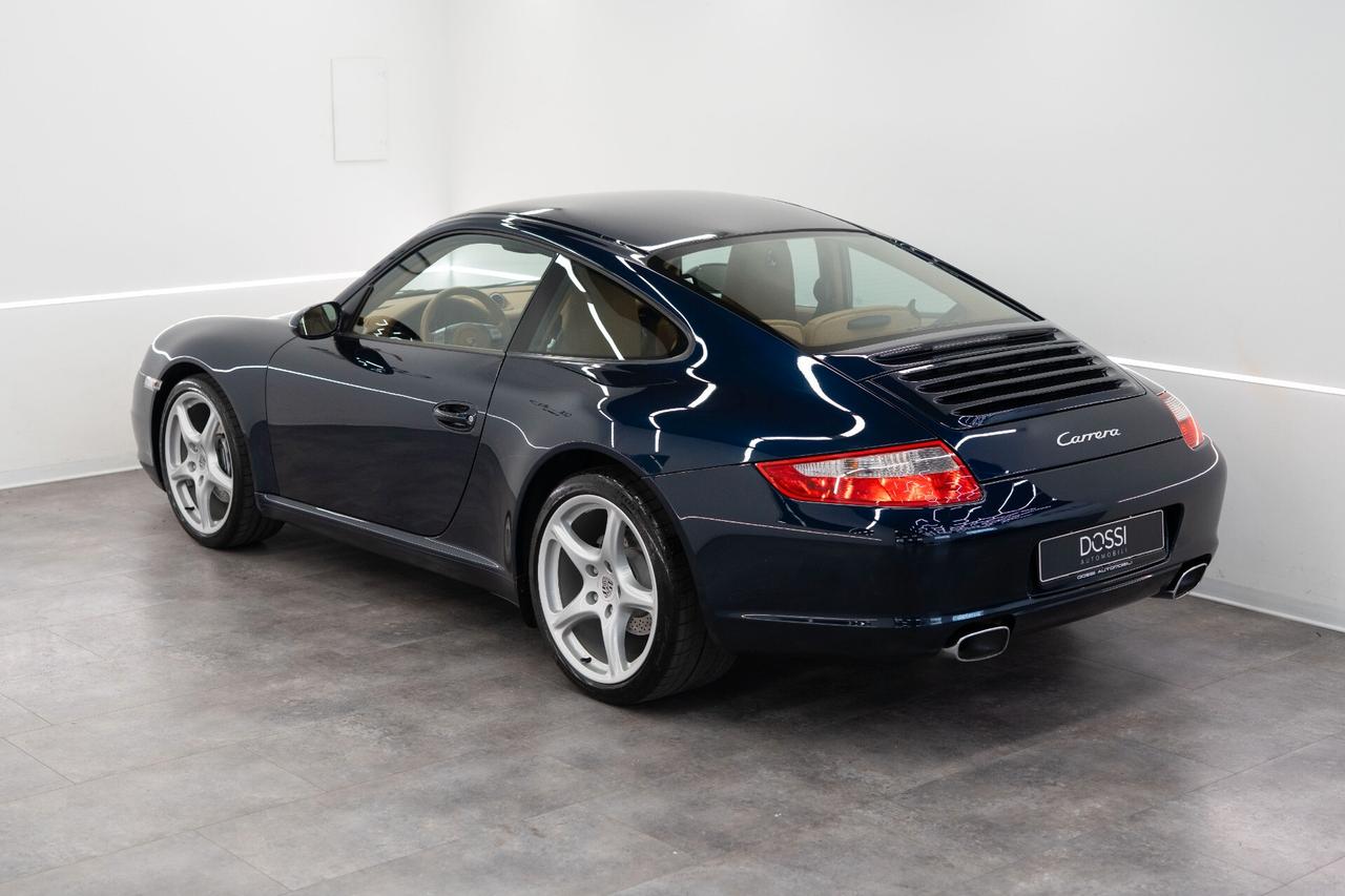 Porsche 911 Carrera Coupé