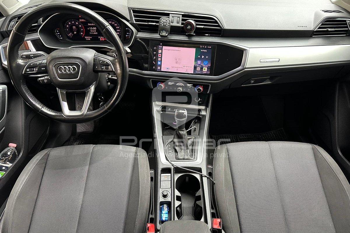 AUDI Q3 35 TFSI S tronic Business Advanced