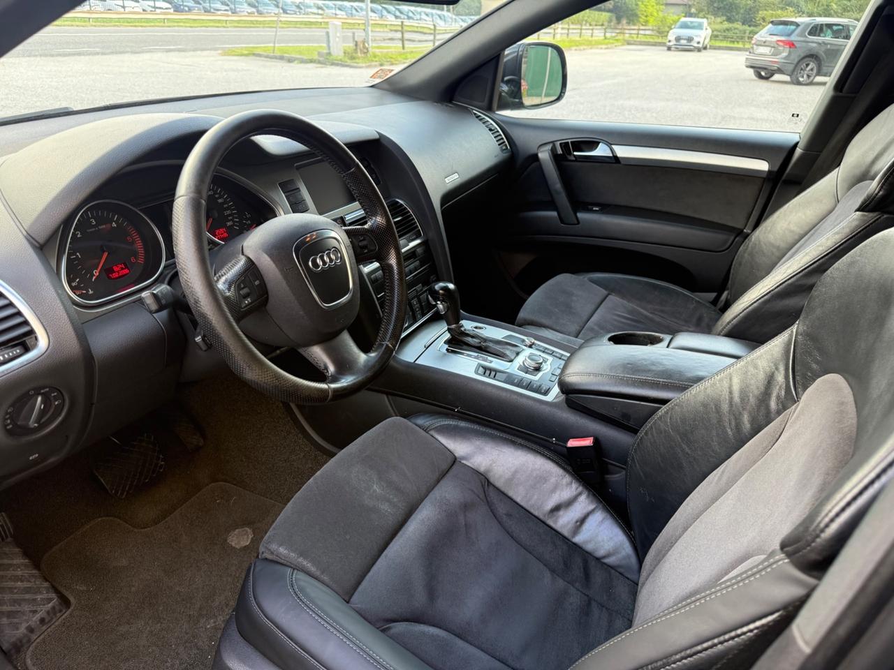 Audi Q7 3.0 V6 TDI 233CV quattro tiptronic