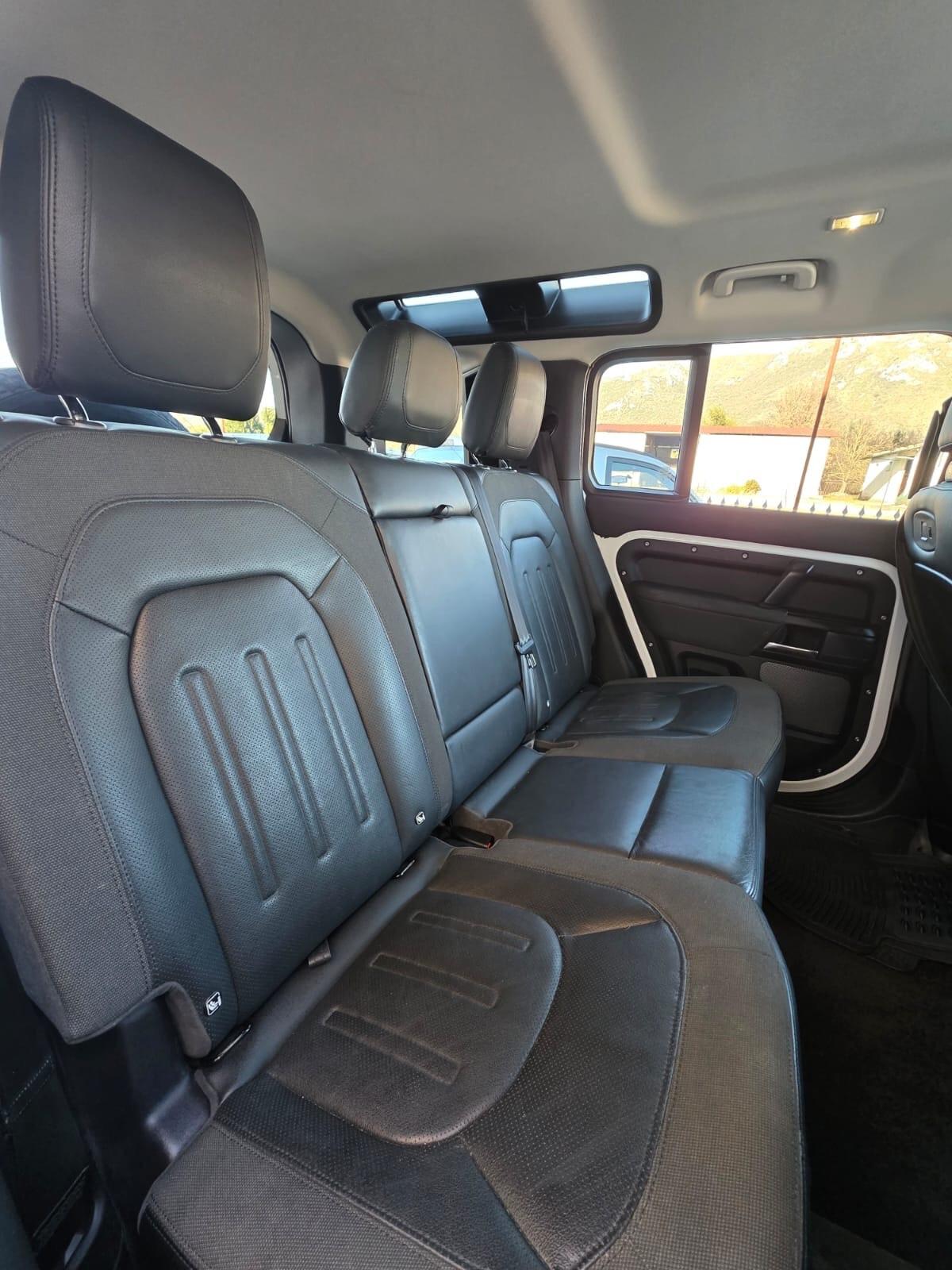 Land Rover Defender 110 2.0 SD4 240CV AWD Auto 72 Yrs. WEB Edition