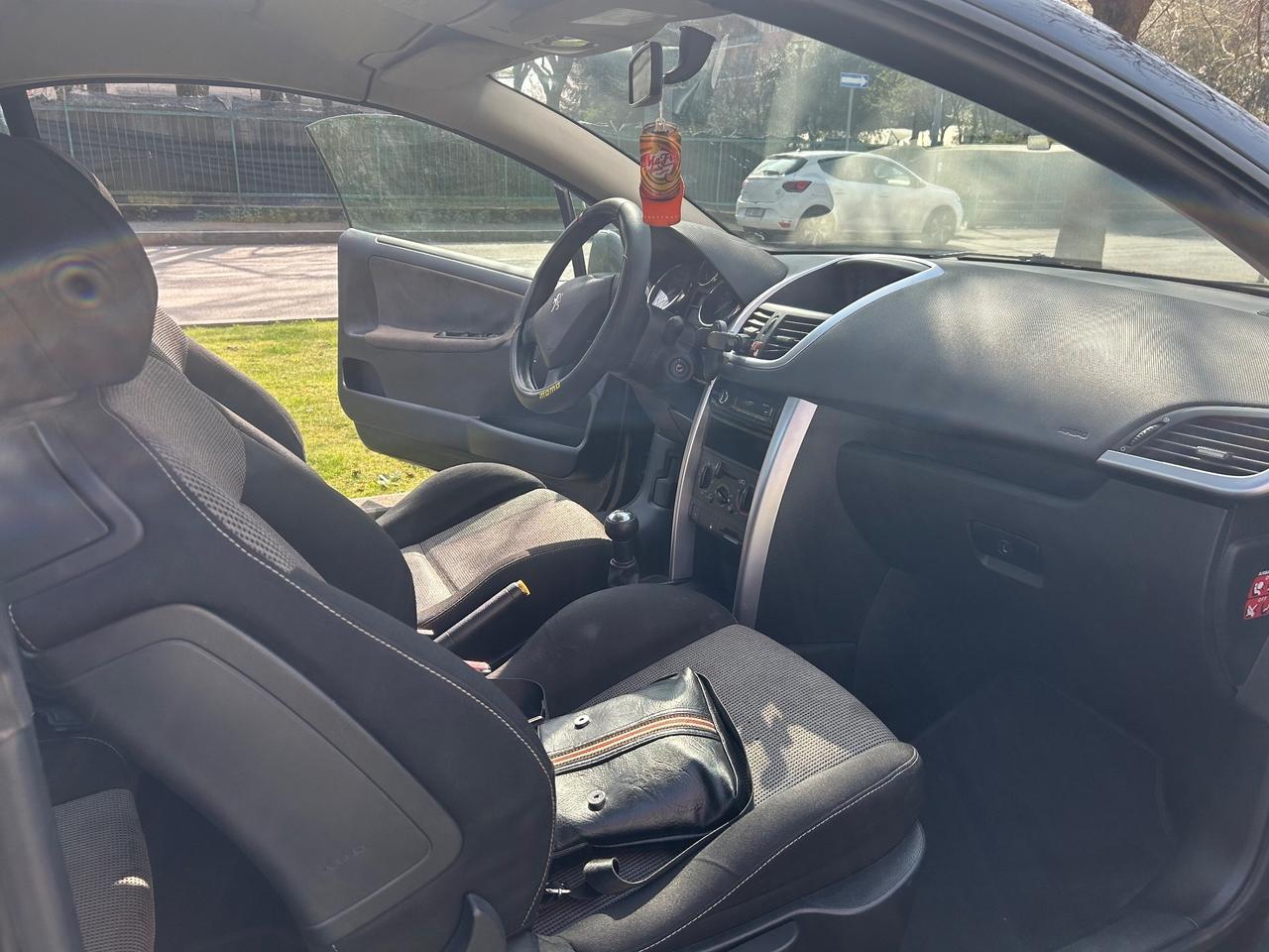 Peugeot 207 1.6 VTi 120CV 3p. XS