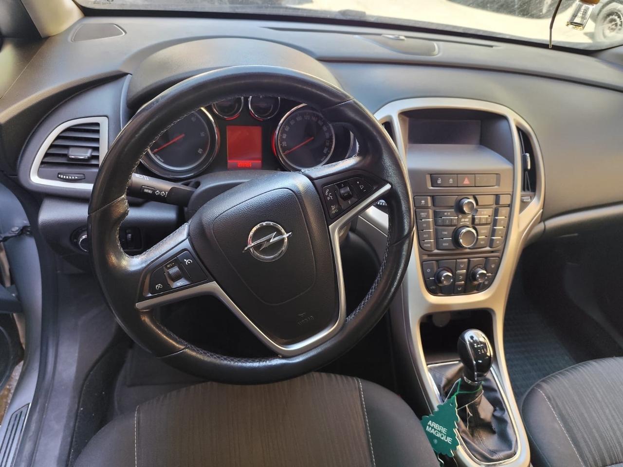 Opel Astra versione cosmo