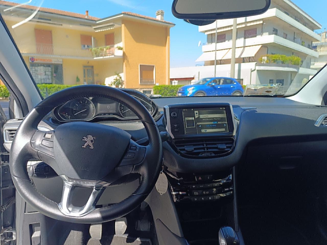 Peugeot 208 1.2 VTI Allure 80.000KM