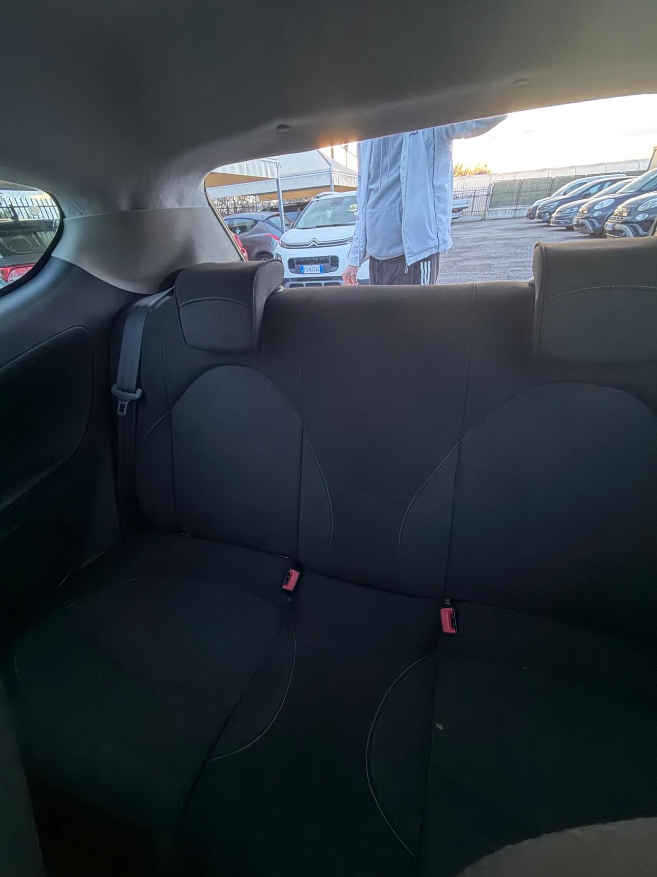 Alfa Romeo MiTo 1.6 JTDm 16V Distinctive Sport Pack