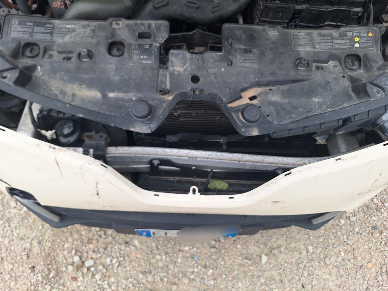 Renault Captur 1.5 dCi Cambio Automatico incidentata