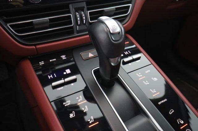 PORSCHE Macan Macan 2.0 T