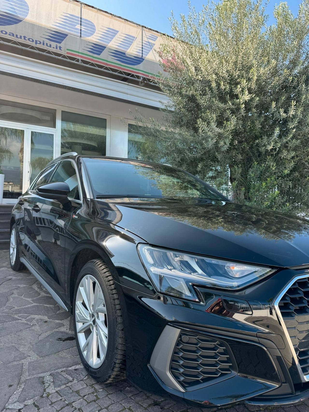 Audi A3 Sedan 30 TDI S line edition
