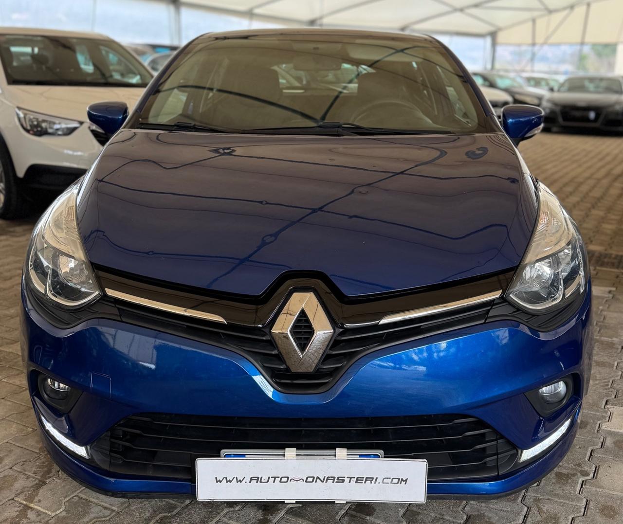 Renault Clio dCi 8V 90 CV 5 porte Moschino Intens