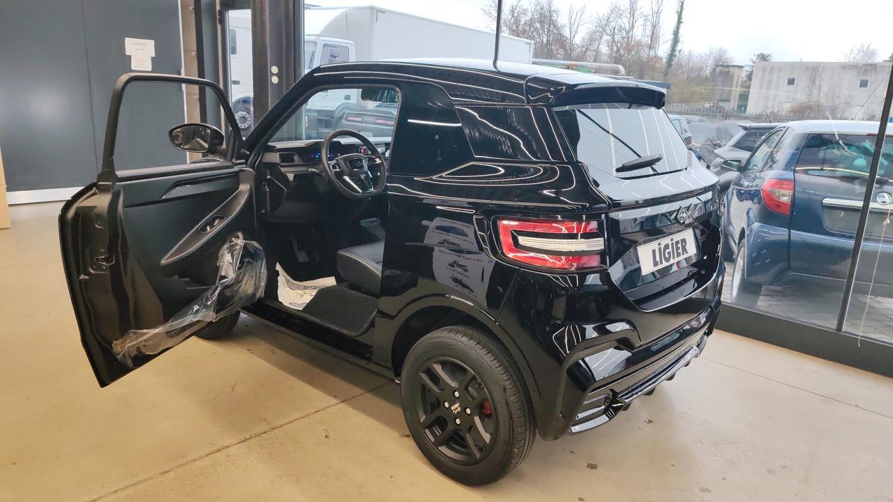 Ligier JS JS50 DCI Select