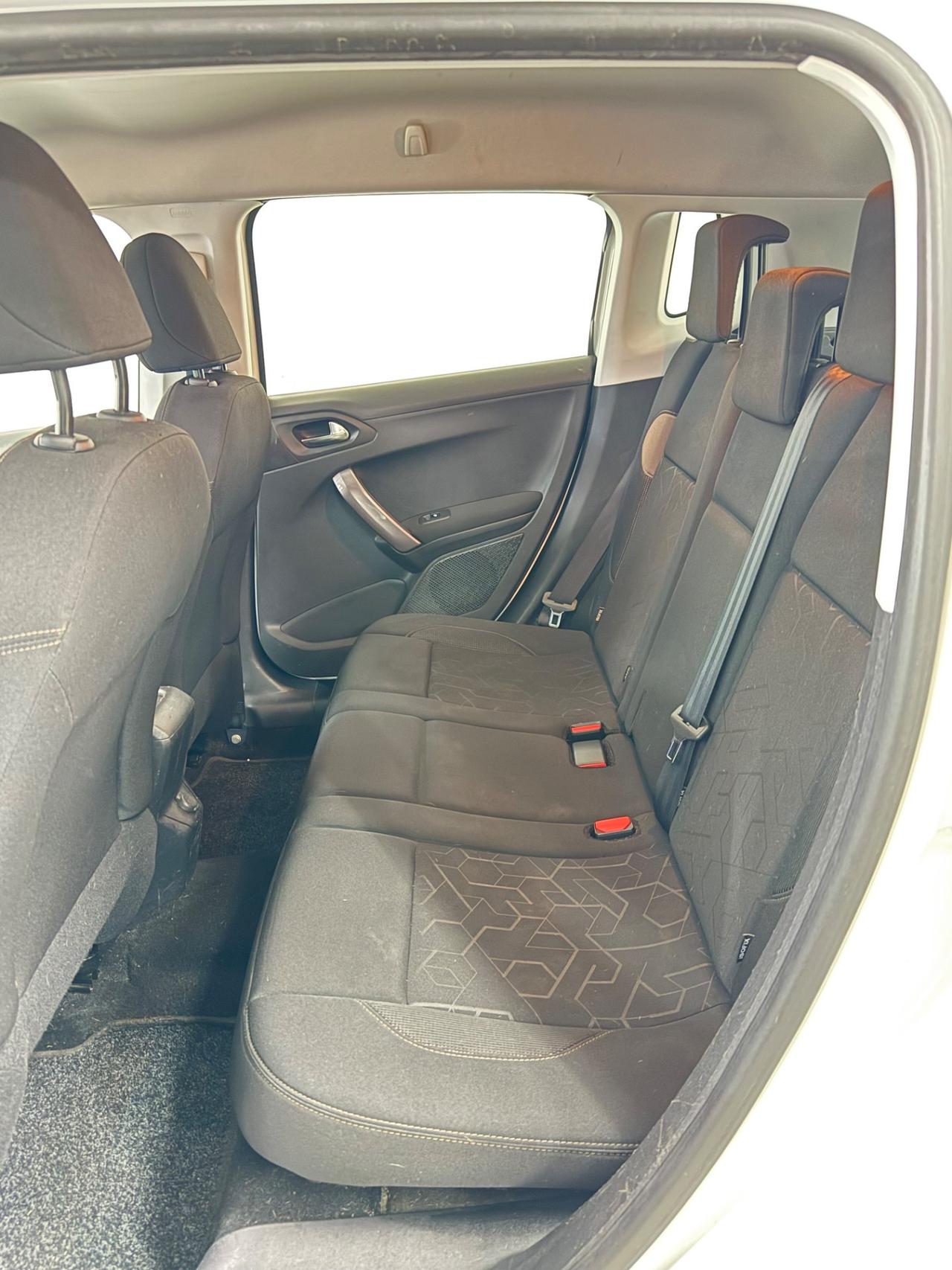 Peugeot 2008 1.4 HDi 68CV Active
