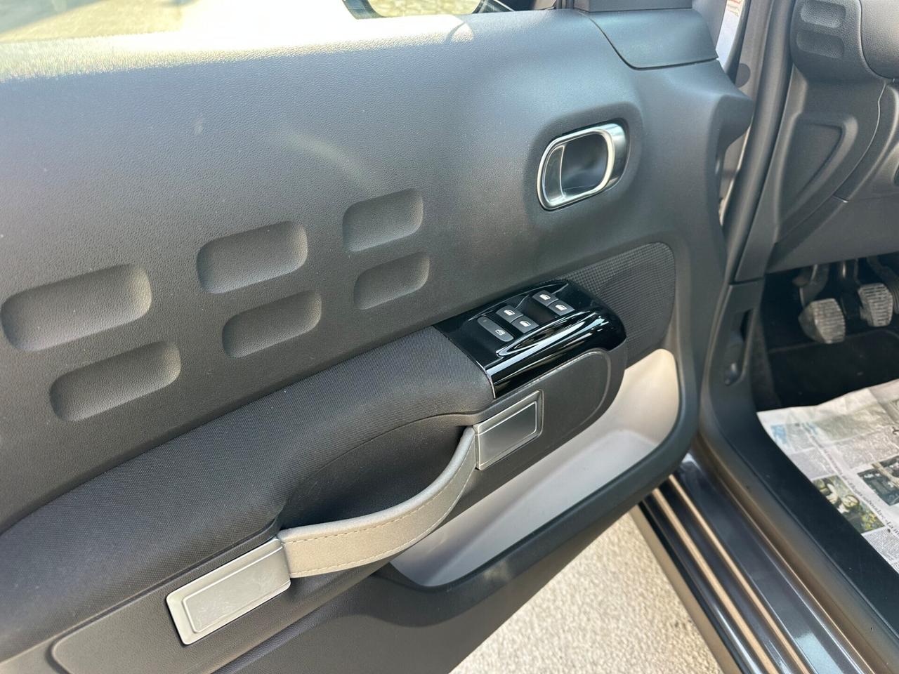 Citroen C3 BlueHDi 100 Cv Shine Pack 2021 Bicolore