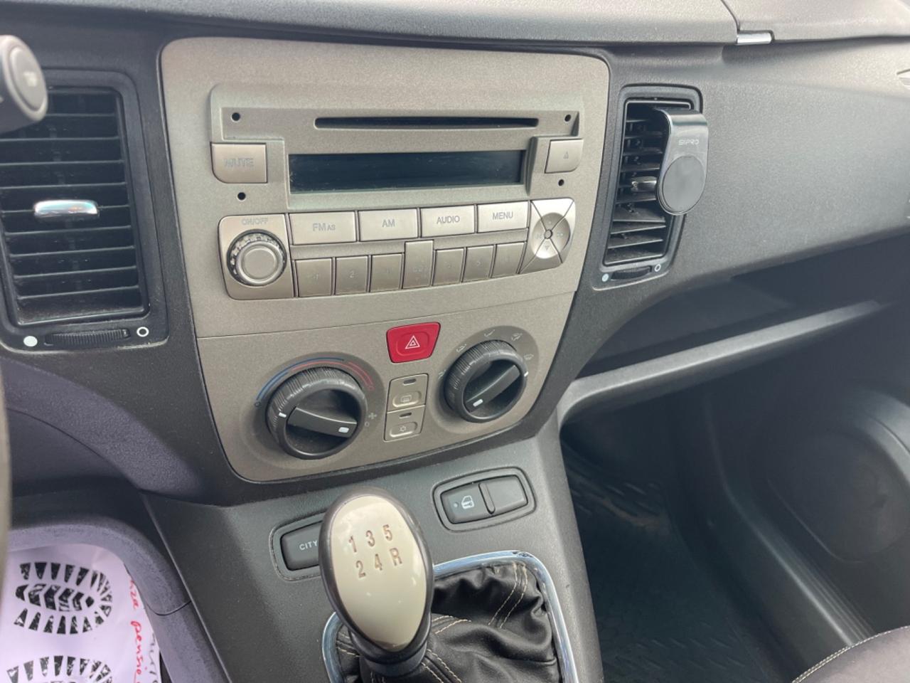 Lancia MUSA 1.4 Argento BENZINA / METANO