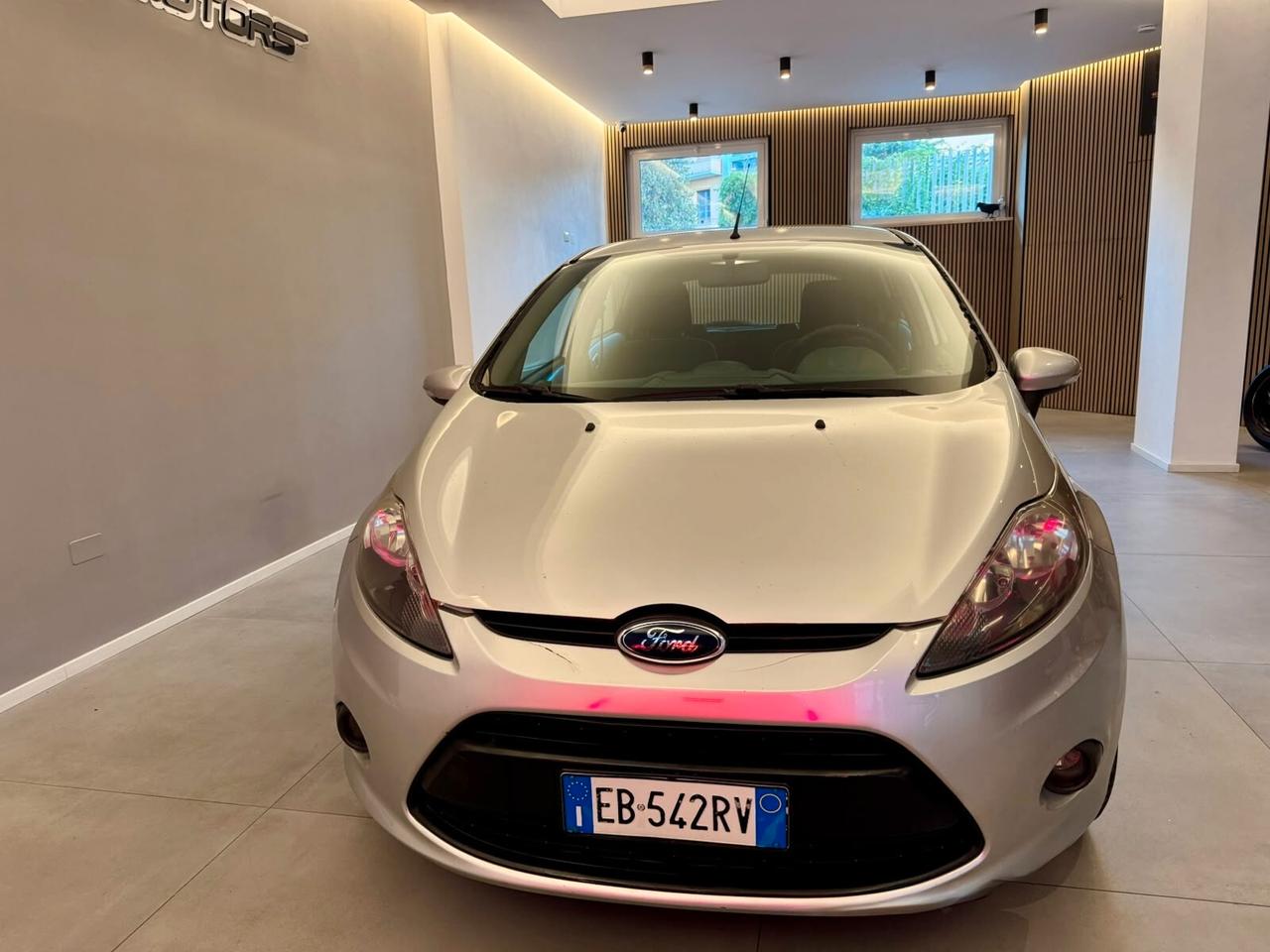 FORD FIESTA 1.4 GPL AUTOMATICA TITANIUM NEOPATENTATI