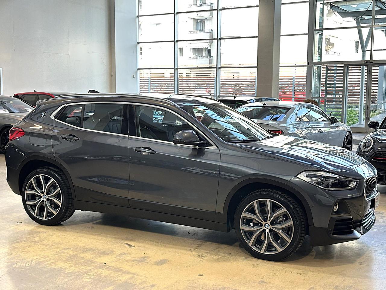 BMW X2 xdrive20d Advantage - LED - 19"- Navi