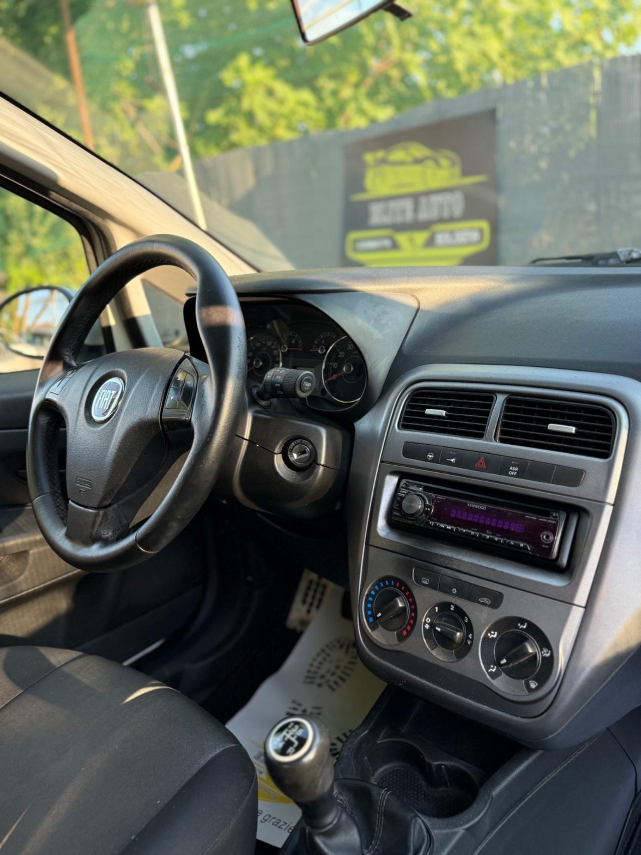 Fiat PUNTO EVO 2012 1.3 DIESEL MULTIJET NEOPATENTATI