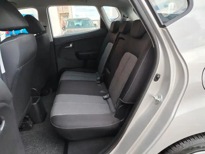 Kia Venga 1.4 CVVT Cool