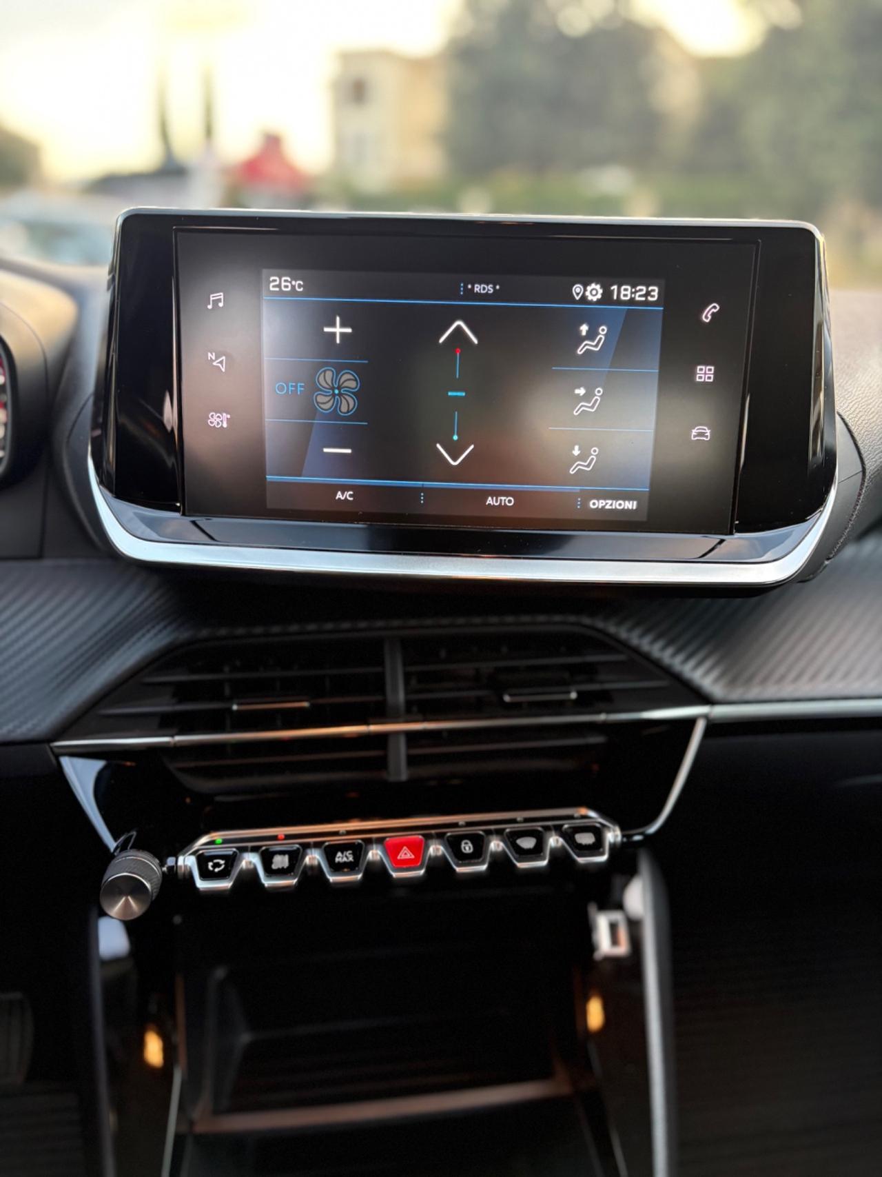 Peugeot 2008 PureTech 100 S&S Allure
