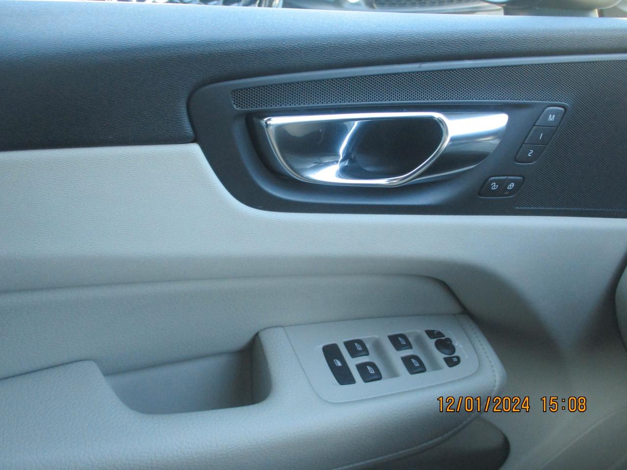 Volvo XC 60 XC60 B4 (d) AWD Geartronic Inscription