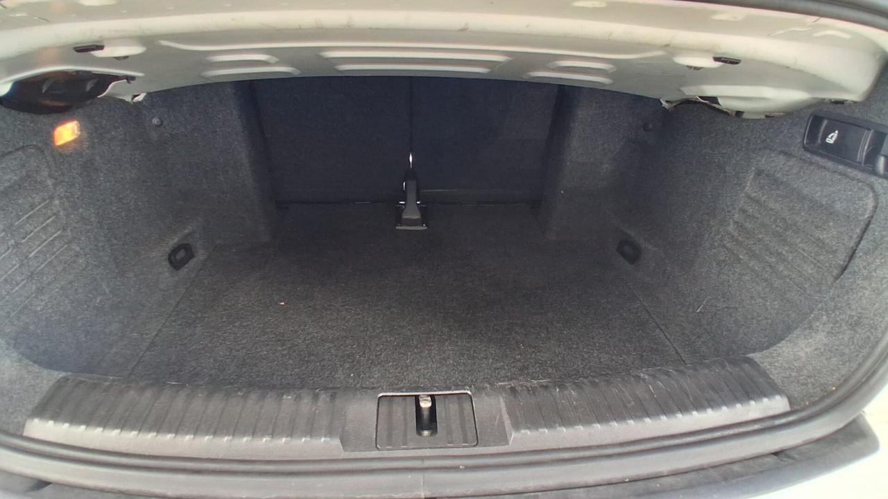 Audi A3 2.0 16V TDI Attraction.cabrio.automatica